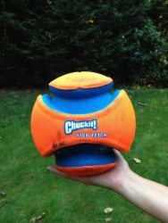 Chuckit Kick Fetch Ball Dog Toy Small - Thumbnail