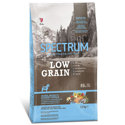 Spectrum Low Grain Small Somon Hamsi ve Yaban Mersini Küçük Irk Köpek Maması 2,5 Kg